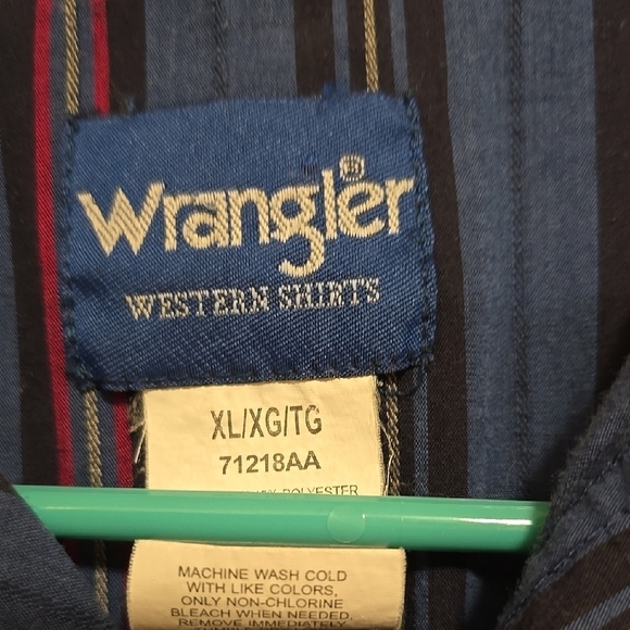 Wrangler Blue and White Casual Button Down Shirt XL - Picture 2 of 5